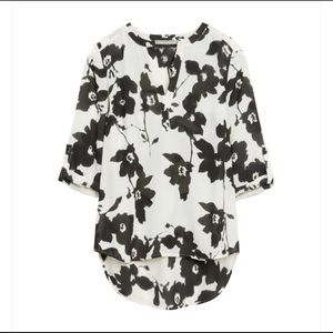 Daniel Rainn Split Neck Blouse. L. 3/4 sleeve